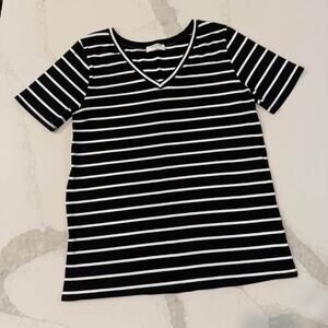 Zenana Outfitters Black White Short Sleeve Tee T-Shirt Women’s XL Cotton/Spandex